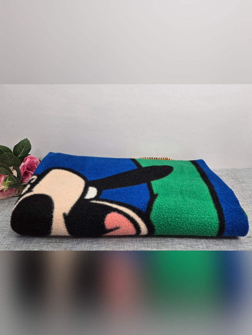 Vintage Disney Thin Blanket Fleece Mickey Goofy‎ Pluto Blue Background Nemcor